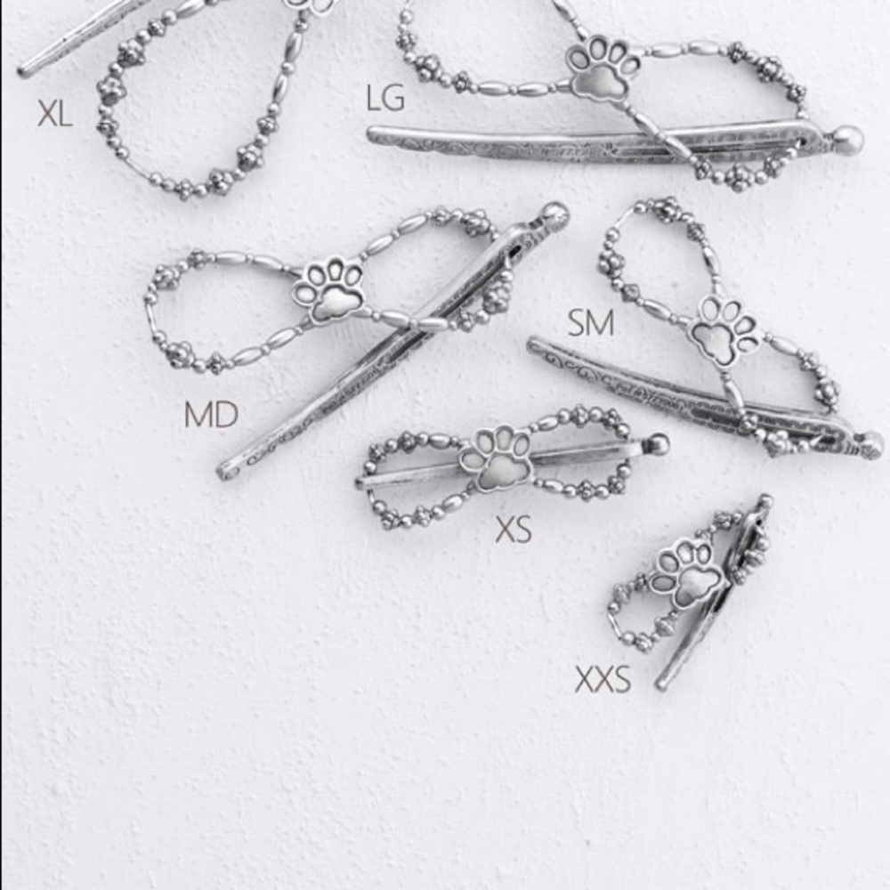 Lilla Rose Paw Print Flexi Hair Clip Silver Sz XS